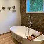 Les Voiles De Valescure Bed & Breakfast