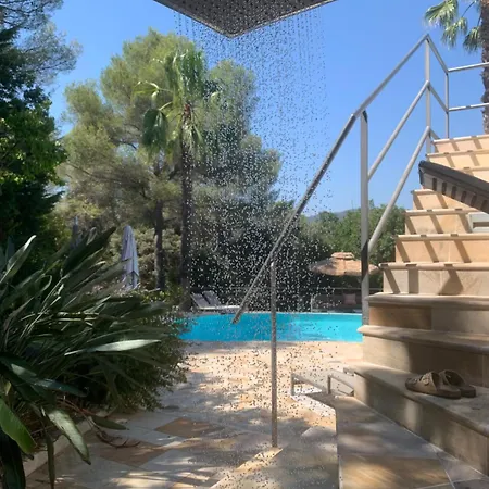 Les Voiles De Valescure Bed & Breakfast Saint-Raphael (Var)