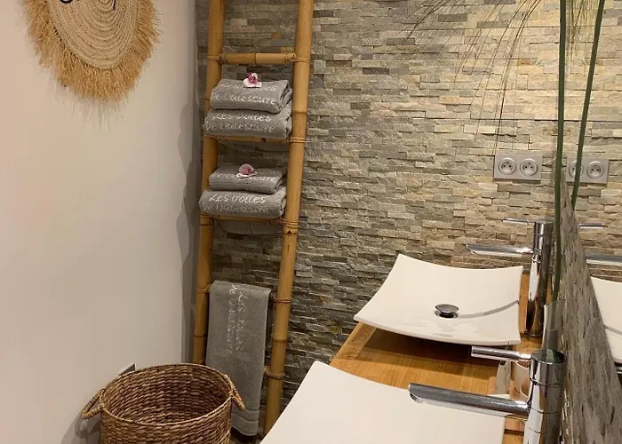 Nocleg ze śniadaniem Les Voiles De Valescure D'hotes Et Son Espace Bien Etre Saint-Raphaël