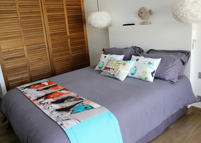 Les Voiles De Valescure Bed & Breakfast 4*